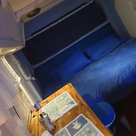 Botel House Boat Torre del Greco